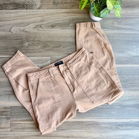 Banana Republic High Rise Tapered Utility Cargo Pants Iced Latte Brown Size 6 - Picture 12 of 14